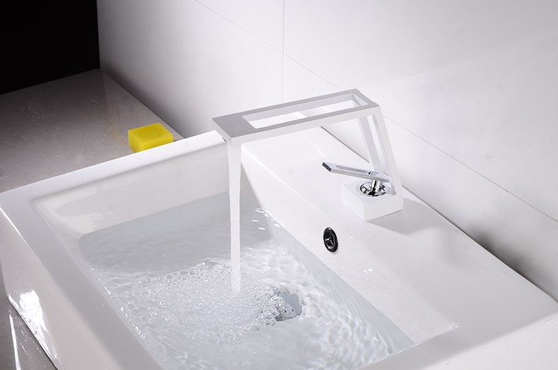 Solid Brass Faucet Hollow Bathroom Basin Faucet Cold & Hot Water Mixer Sink Tap