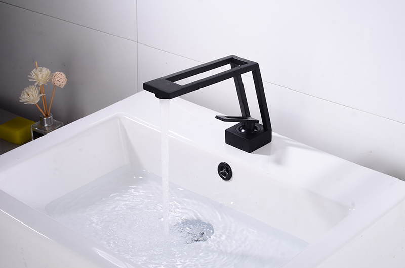 Solid Brass Faucet Hollow Bathroom Basin Faucet Cold & Hot Water Mixer Sink Tap